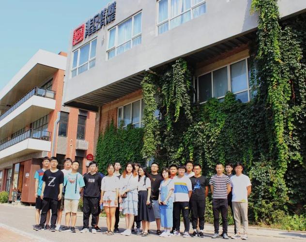 开课啦！FF影视学院开学典礼在非凡影视制作基地圆满举办